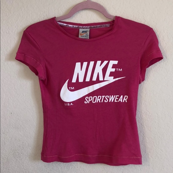 Nike Tops - Nike T shirts💕